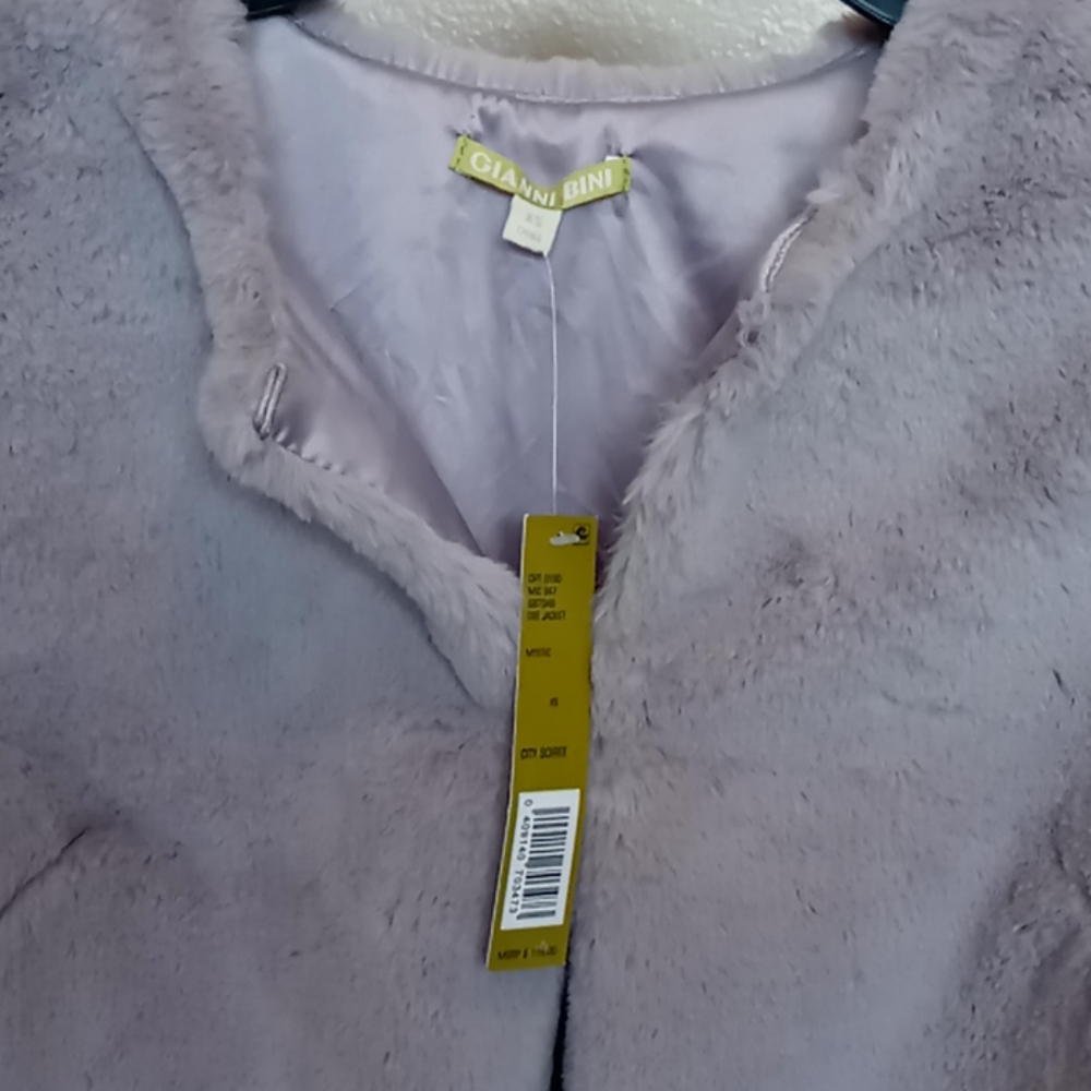 Faux fur crop jacket - Picture 3 of 3